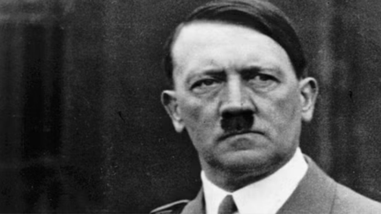 Adolf Hitler: द्वितीय विश्व युद्ध का कुख्यात नेता