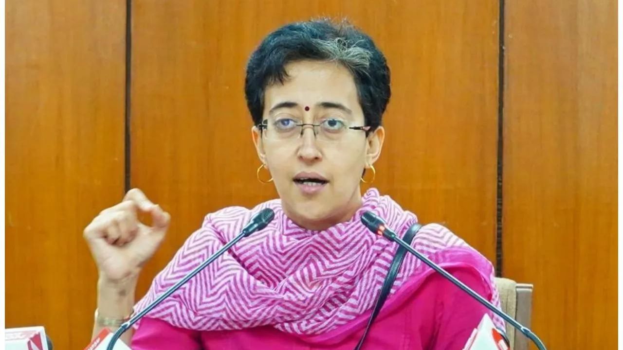 Atishi Marlena: अतिशी की शिक्षा और राजनीतिक यात्रा